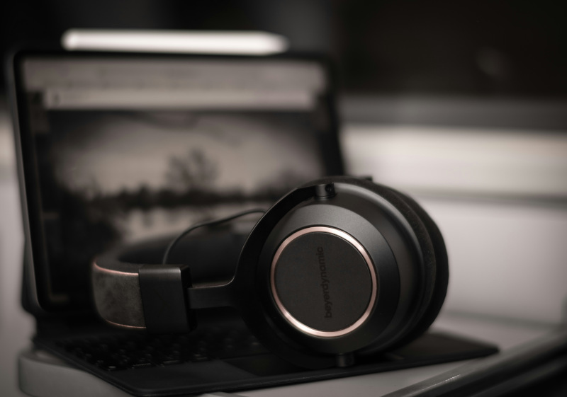 Create your perfect music library with the best YouTube to MP3 converter for free